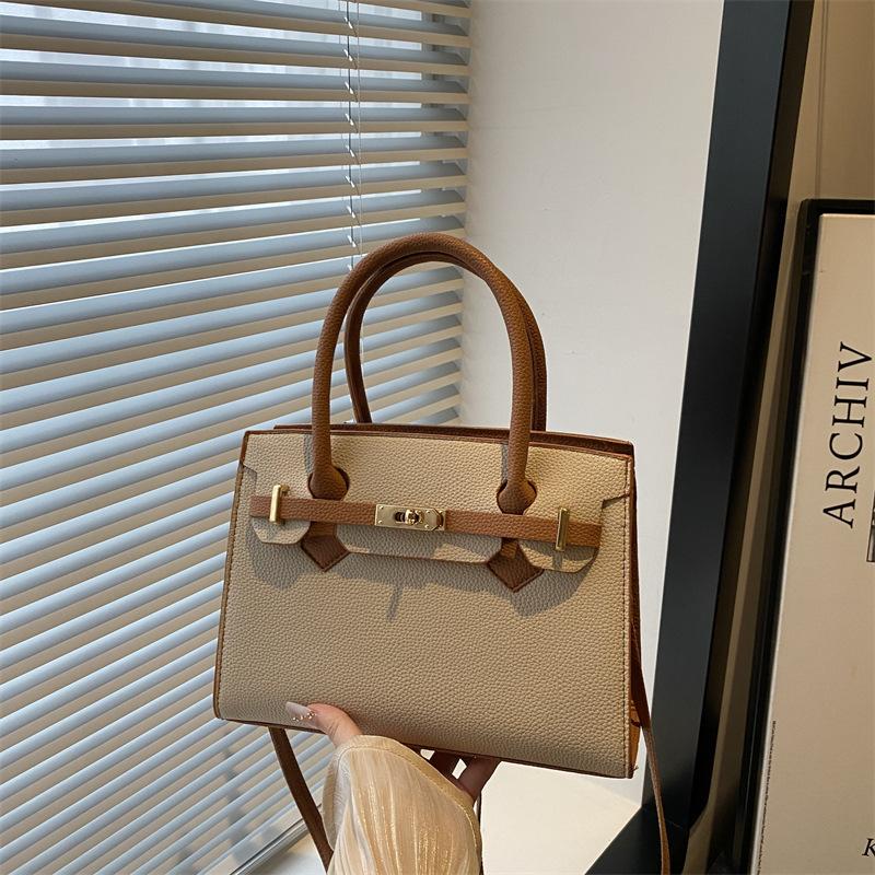 Sac Kelly grande capacité pour femmes, nouveau sac tendance polyvalent platine, sac messager à bandoulière décontracté pour les trajets quotidiens