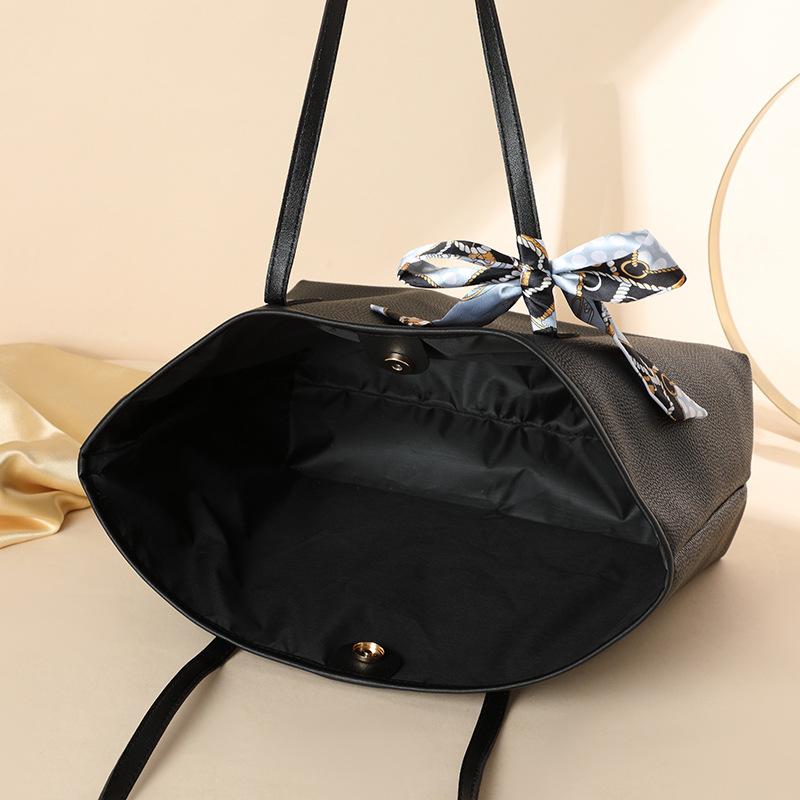 Tote Bag, Women's Trendy Fashion and Simple Tote Bag, Silk Scarf Decorative Shoulder Bag, Underarm Bag, One Piece.