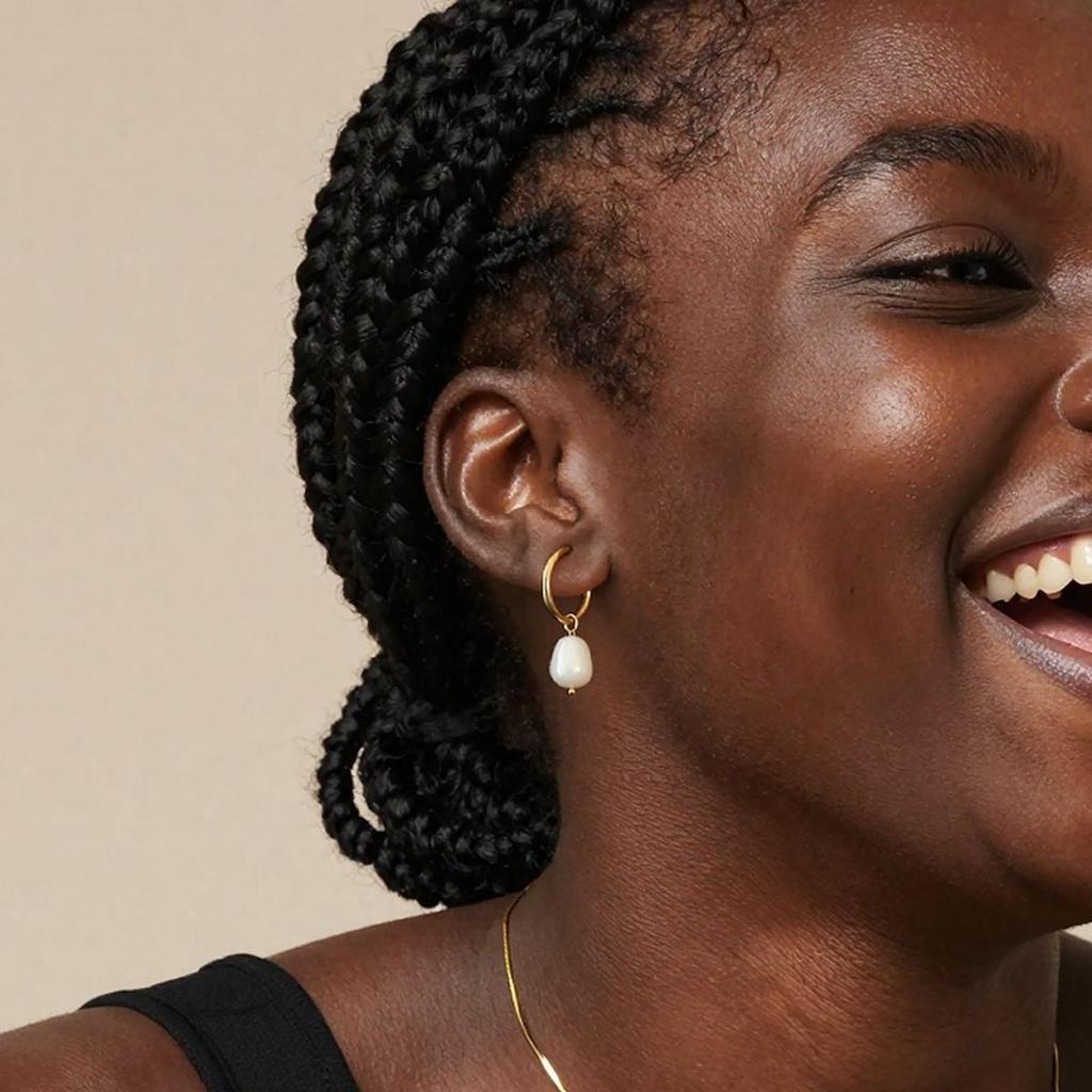 18K Gold-Plated Stainless Steel Earrings with Freshwater Pearl: European & American Style, Fashionably Luxe, Colorfast.