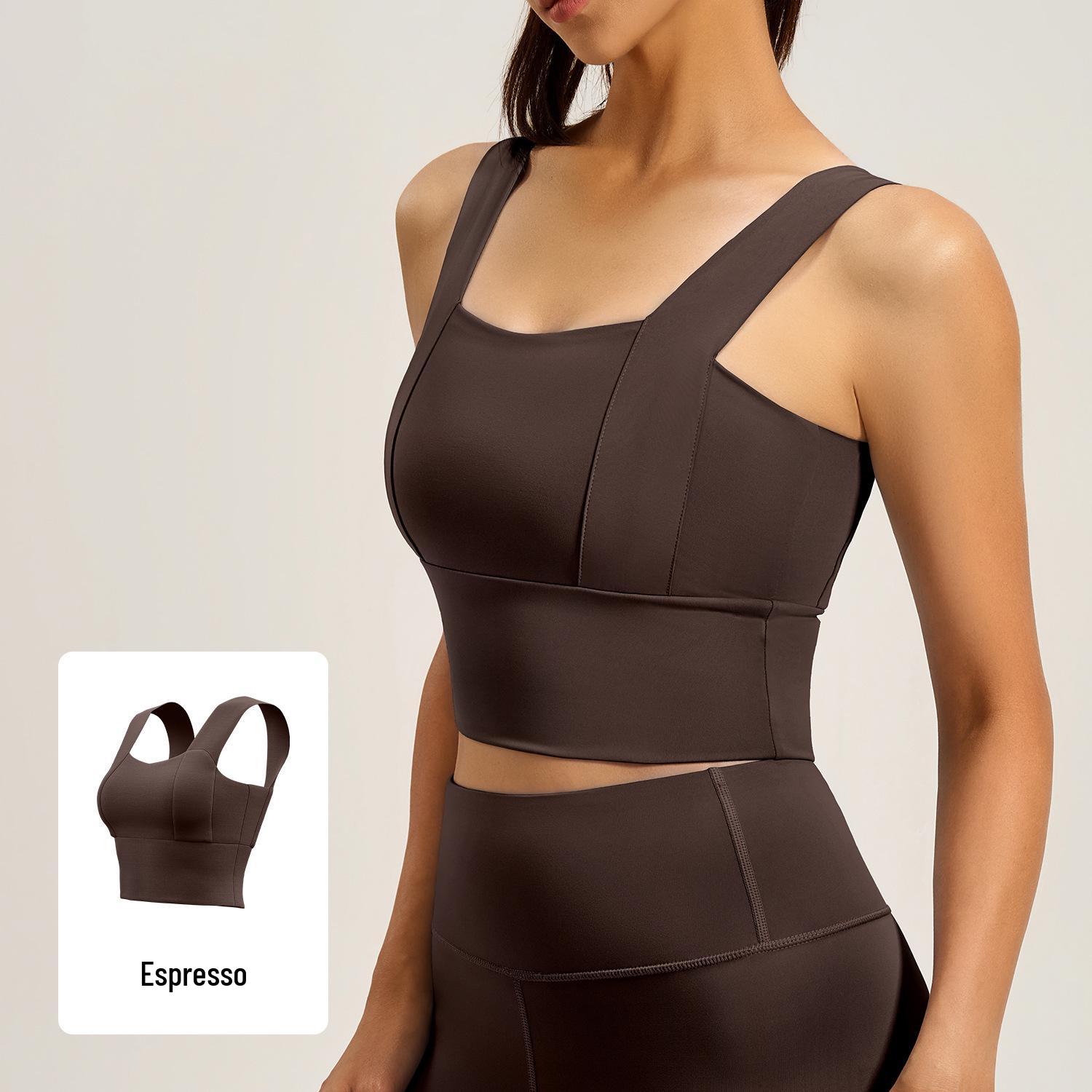 Seamless Women s Yoga Tank Top with Wide Straps and Fixed Cups for High-Intensity Workouts XXL