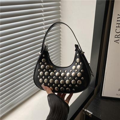 Europe, America, Simple and Fashionable, New Armpit Bags In the Summer of 2025, Personalized Trendy and Cool Polka Dot Rivets, Portable Buckets, Women