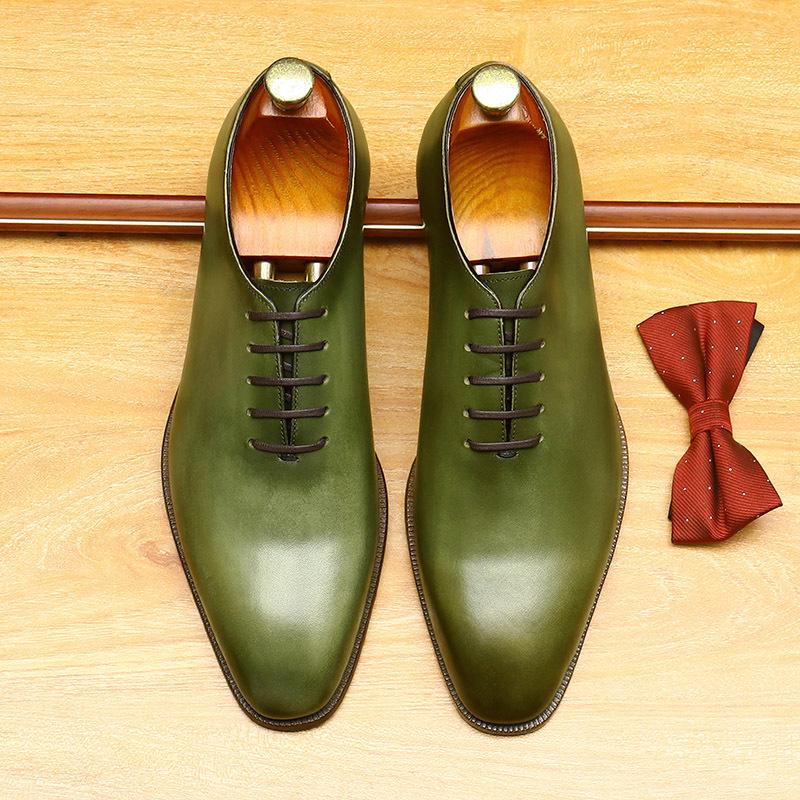 Pánské ručně barvené společenské boty z full-grain kůže se špičatou špičkou - britský formální styl