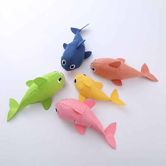 Interactive Plush Cat Toys Cartoon Shark Design with Catnip Teeth-grinding Bite Resistant Prevent Boredom Cat Toys