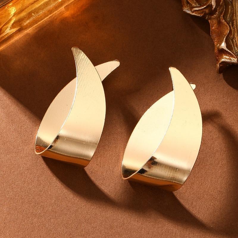 Přílišný design Minimalistický studený styl Dvojitý kruh Zlaté náušnice pro ženy