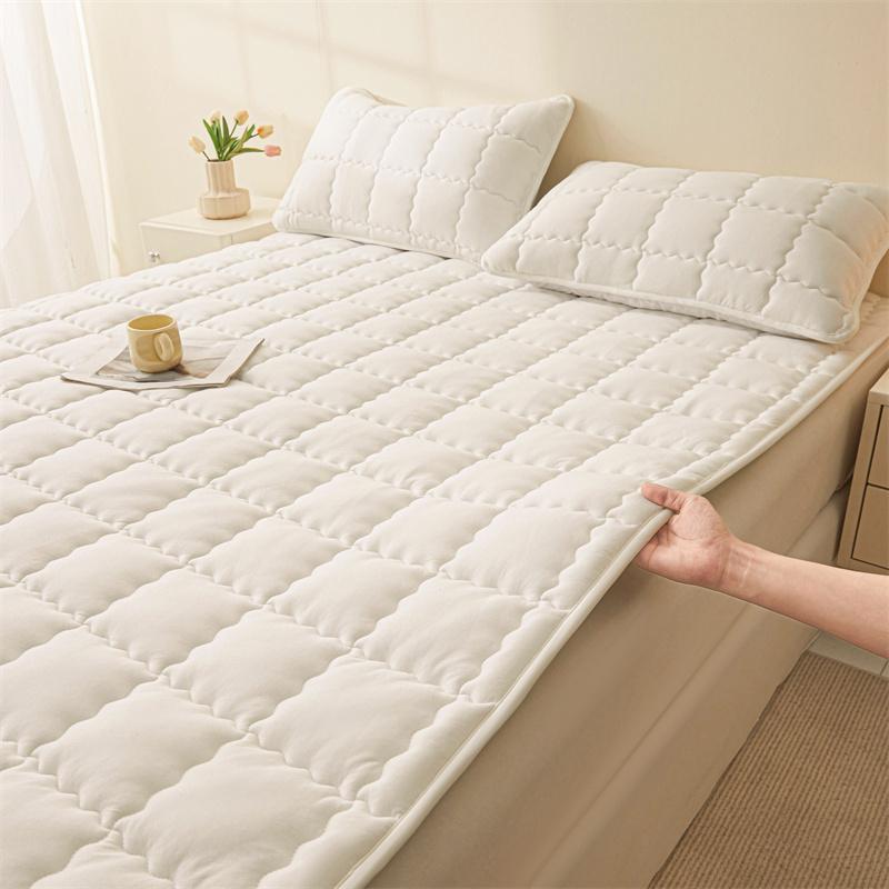 1Pc Brushed Quilted Mattress Topper Singlequeenking Nonslip Solid Color Skinfriendly Plain Mattress Practical Household Product