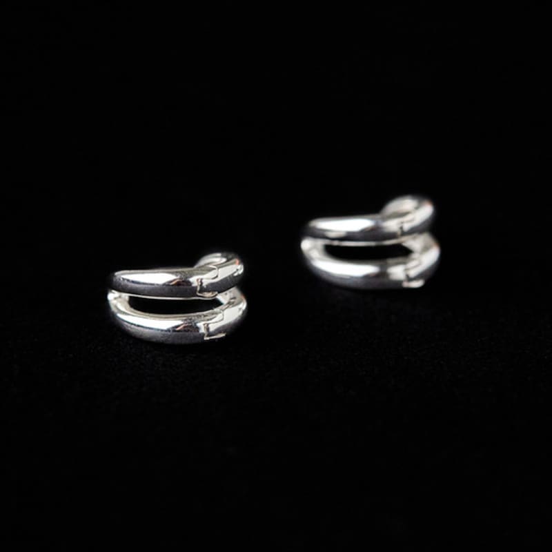 onill 05-16 Embrace (Earring)