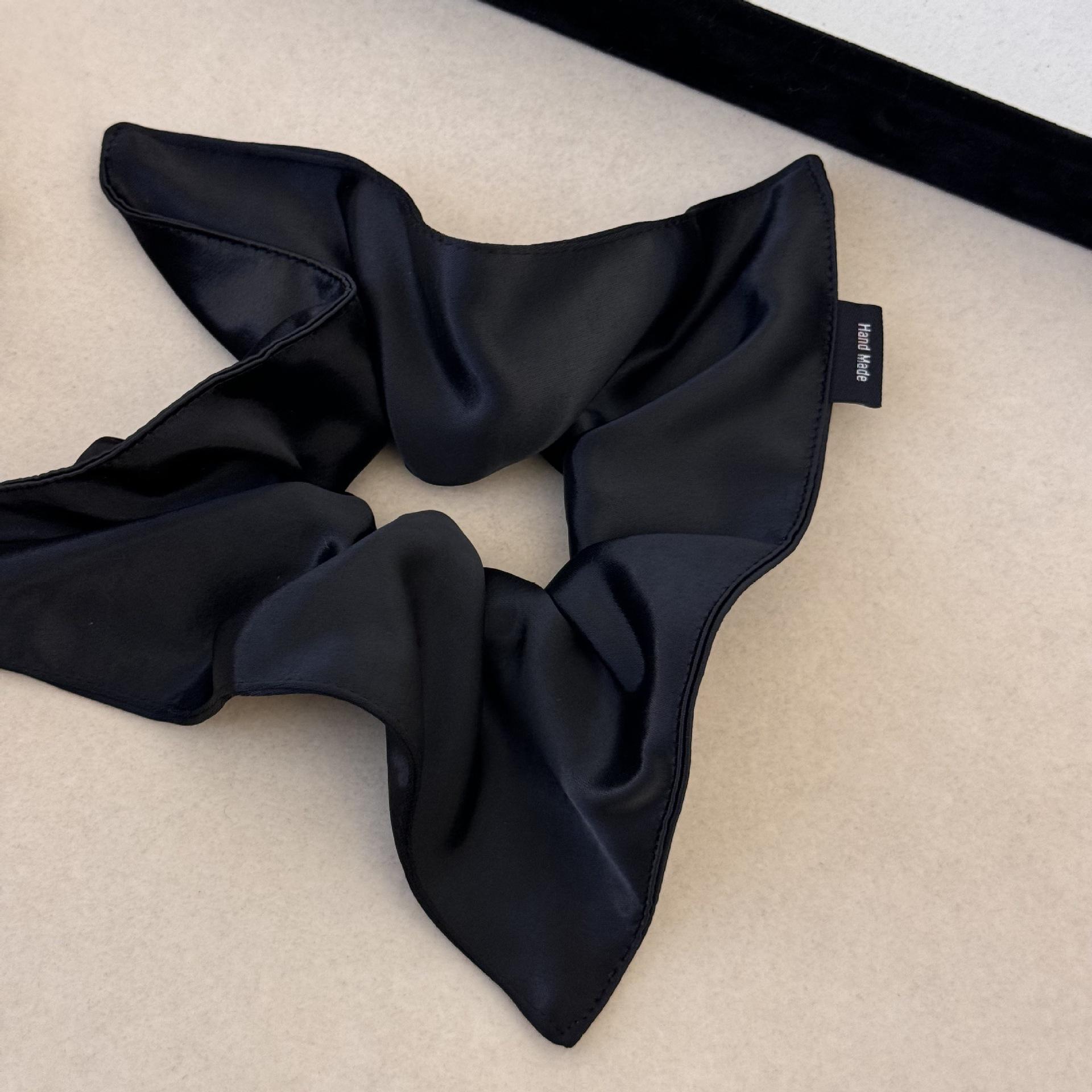 

Корейский ретро-набор из глянцевых колец для волос и шарфа: Стильный квадратный дизайн