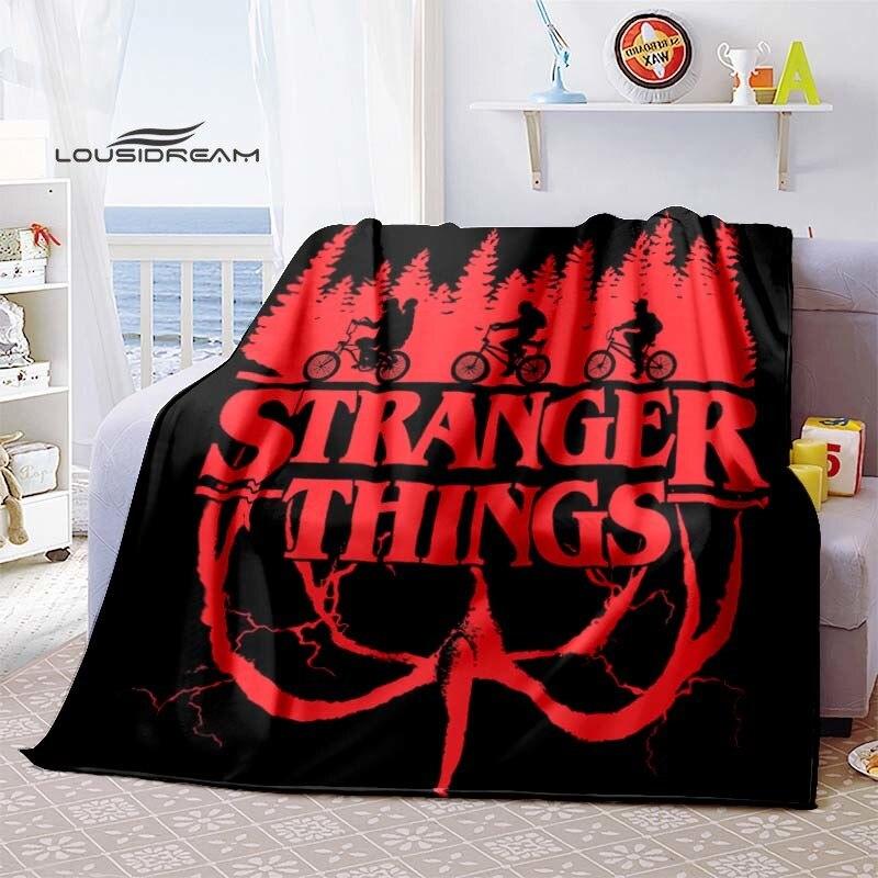 Kreslená deka Stranger Things Módní flanelová nadýchaná fleecová přehozová deka Dárek pro děti i dospělé Pohovka Cestování Kempování
