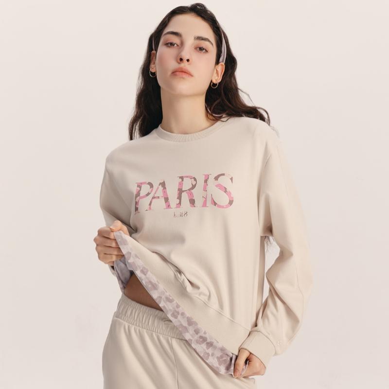 Huit Leopard Graphic Sweatshirt Htwtp4i02t