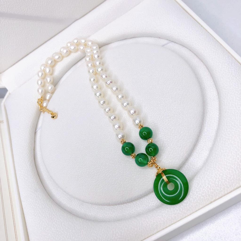 Natural Freshwater Pearl Necklace Accessories Women's Summer Green Chalcedony Safety Buckle Pendant Light Luxury Niche Versatile Collarbone Chain