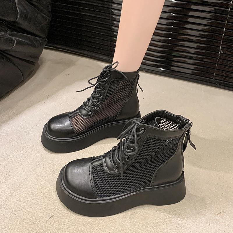 

Сетка 2025 женские сетчатые ботинки полые и тонкие новая мягкая кожа маффин дышащие короткие ботинки сезон тонкие ботинки Мартин лето толстая подошва 40 чёрный