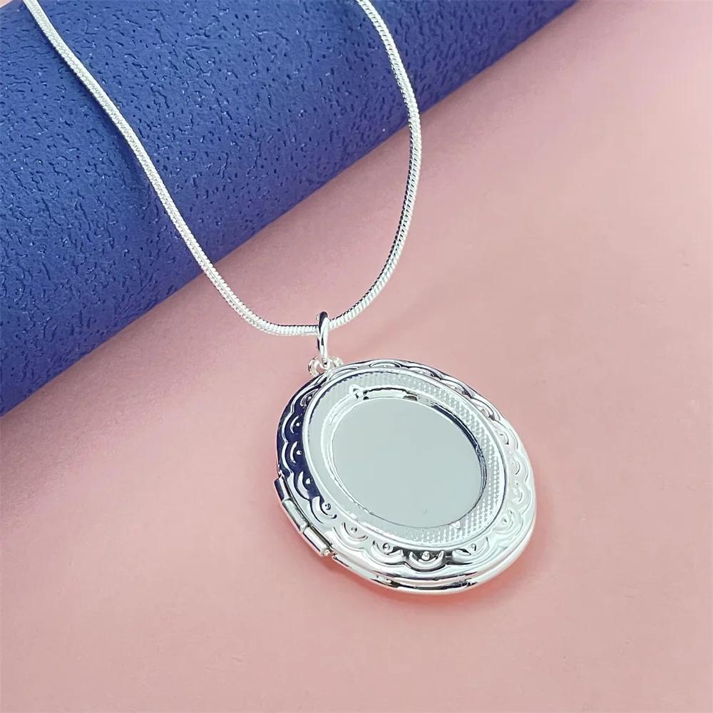 Popular 925 silver oval mirrored photo frame pendant snake bone necklace, fashionable, simple and versatile