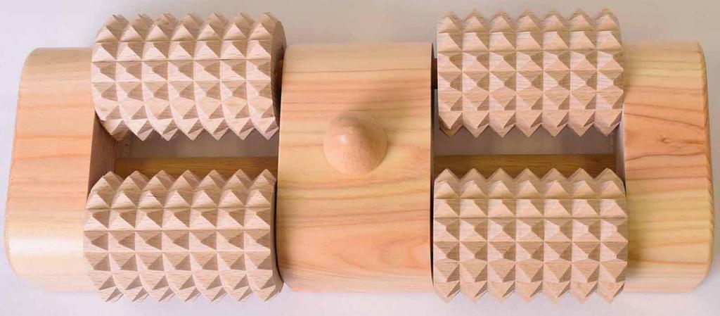 Kiso Kogei Woody Roller for the Soles of the Feet, W-Type with Pressure Points