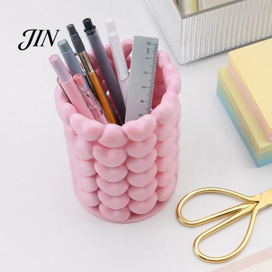 3D Printed Pen Stand Hollow Heart Holder, Aesthetic Stand, Girlish Decorative Container Makeup Brush Multifunctional Storage for Home Office
