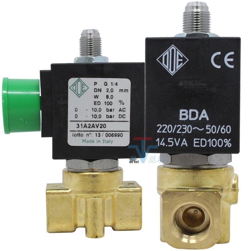 Miniature Direct-Acting 3-Way Solenoid Valve 31A2AV20, 1/4", 110V/24V