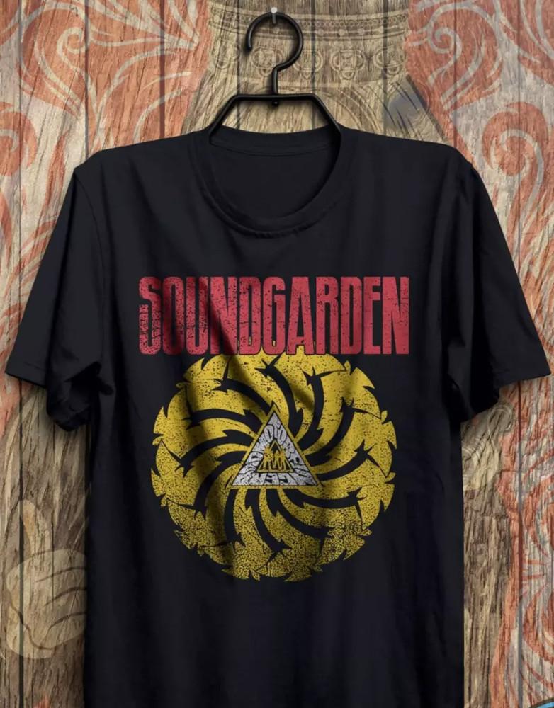 

Sound garden 90 s , Music Tour Rock Band Music Gift Full S-4XL Unisex T-Shirt XXXXL