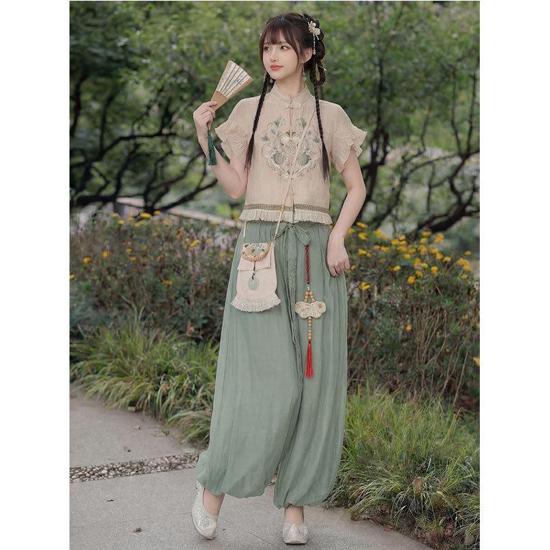 

2026 Spring/Summer Retro Literary Petite Two-Piece Set: Short-Sleeve Stand Collar Top & Wide-Leg Lantern Pants Medium