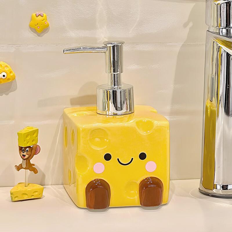 OIMG Cute Bathroom Dispenser Bottle Set