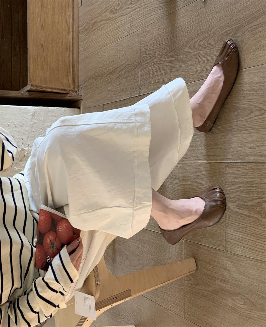 

Round head small red ladyshoes retro niche grandma shoes shallow mouth one pedal big head single shoes women s Doudou shoes 39 коричневый