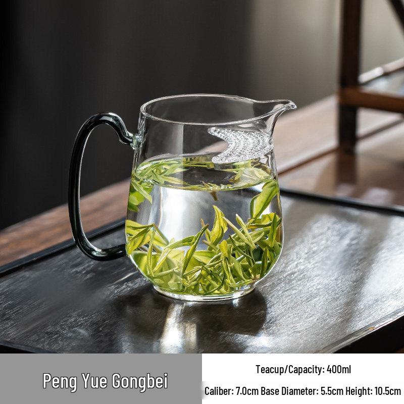 Crescent Heat-Resistant Glass Gongdao Cup with Integrated Tea Strainer