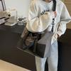Travel bag Lightweight short trip Travel handbag Men's and women's yoga sports fitness bag Storage duffel bag