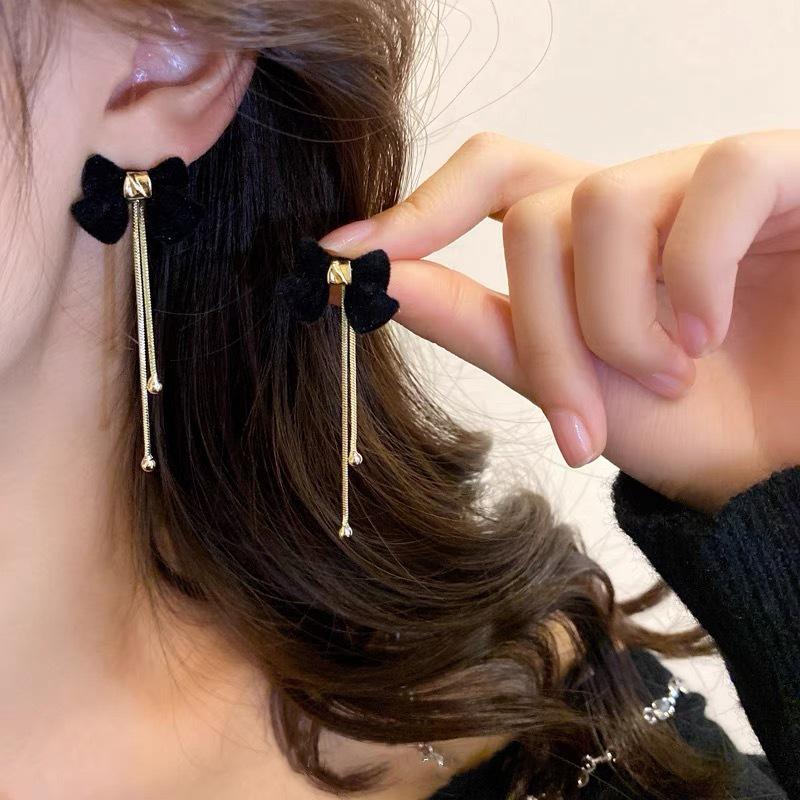 Elegant Black Butterfly Tassel Earrings - Sweet, Cool, and Versatile Design
