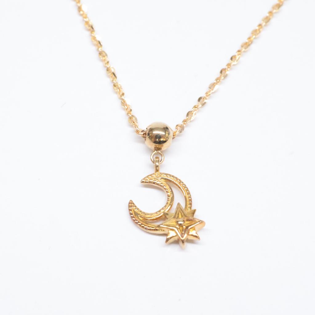 K18 Junko Ishigaki QVC Mille Chante Diamond Turkey Stone Pendant Top & Moon Design Necklace Yellow GoldUsed