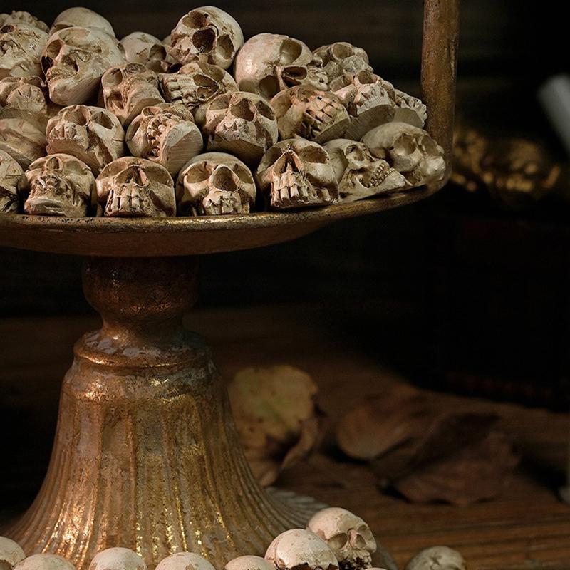 20Pcs Gothic Skull Sculptures Collectable Halloween Decoration Skeleton Ornament Landscape Garden Potted Party Table Decor