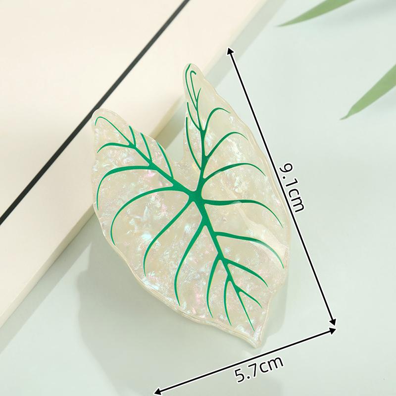 Elegant Hair Clips with Leaf Design Eco-friendly Acetate Material