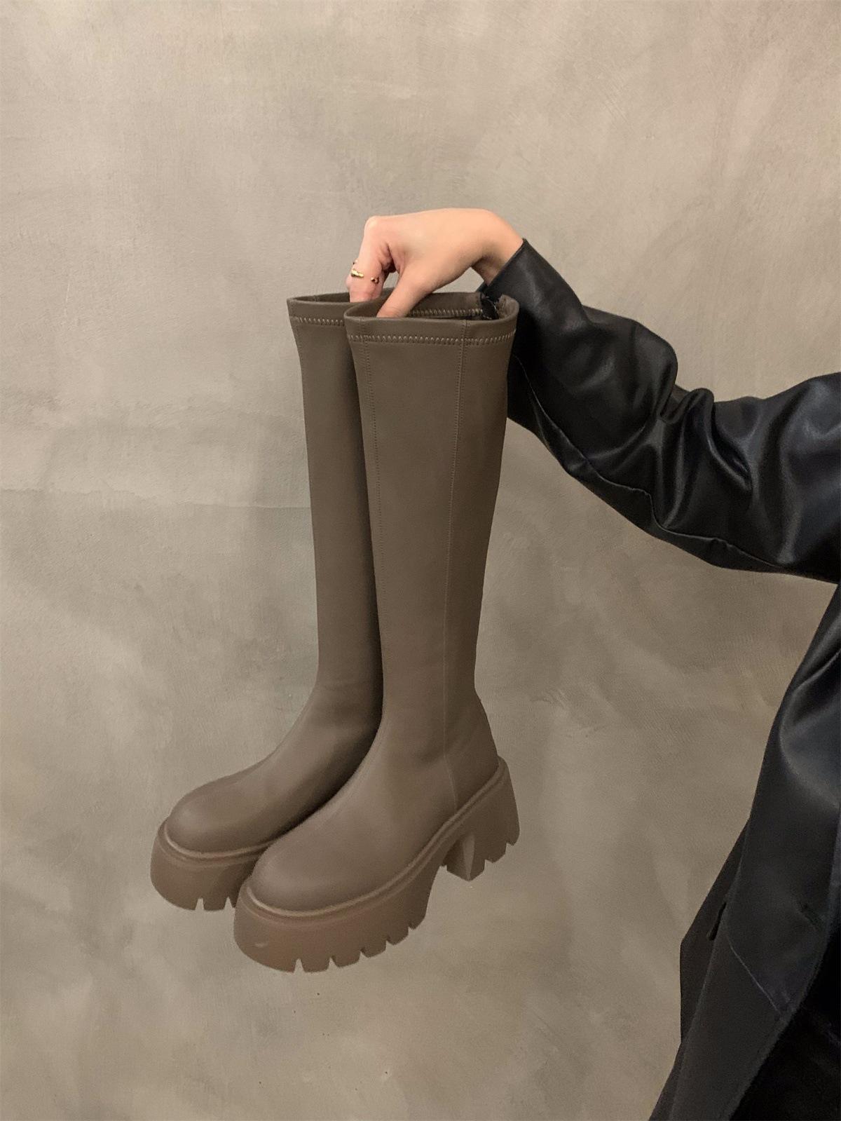 

Маленькие узкие длинные рыцарские сапоги на толстой подошве, женская обувь 2025 года, новые бархатные черные сапоги средней высоты 40