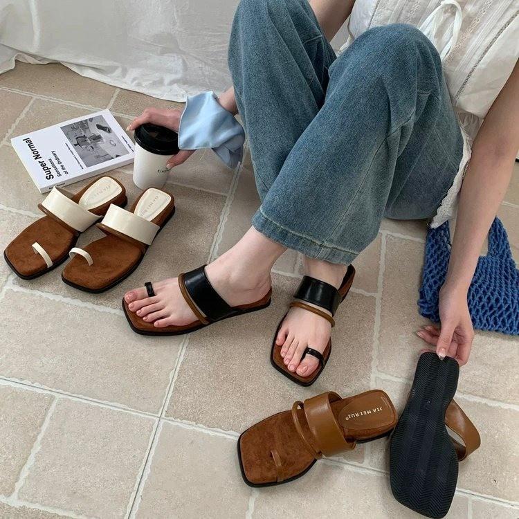 Set of toe casual slope heel cool slippers for summer new retro Korean version square head word beach women flat shoes