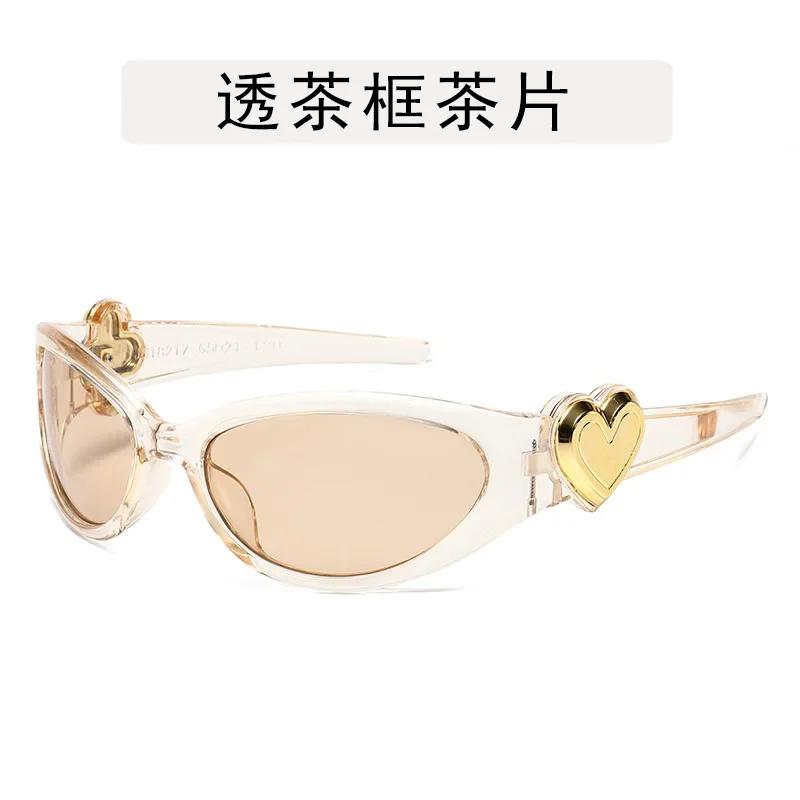 Retro  Style Oval Sunglasses Women Fashion Heart Frame Sports Goggles Popular Cat Eye Party Sun Glasses Ladies