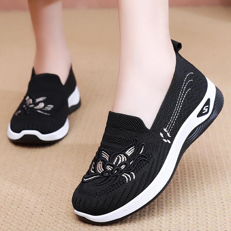 Fashion Floral Embroidered Casual Walking Shoes for Women Summer Mesh Breathable Knit Sneakers Woman Lightweight Slip On Running Shoes
