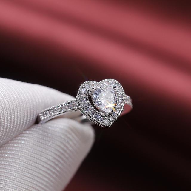 New High-quality Silver Plated Women Wedding Engagement Rings with Brilliant Cubic Zirconia Crystal Bridal Eternity Jewelry