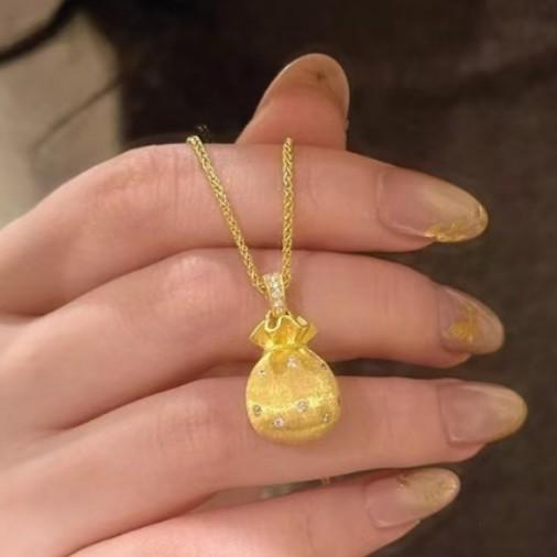 New Chinese High-end Golden Fringed Necklace Female Retro Coin Gourd Exquisite Collarbone Chain Light Luxury Niche Neck Chain