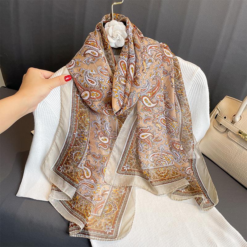 Motetrykt blomster chiffon hijab skjerf kvinner pareo dame bandanas badehåndklær sommer muslimsk slør wrap kvinne foulard