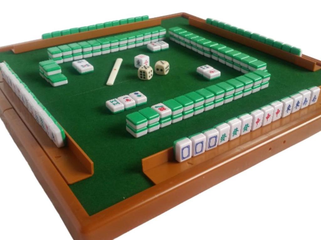 Boa Sorte Mini Mahjong Set, Portable and Easy To Carry, Folding Table, Includes Scoring Sticks
