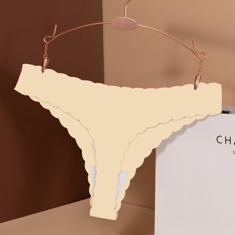 Women's Ice Silk Low-Waist Seamless Panties with Pure Cotton Crotch - Sexy European & American Plus Size Triangle Design