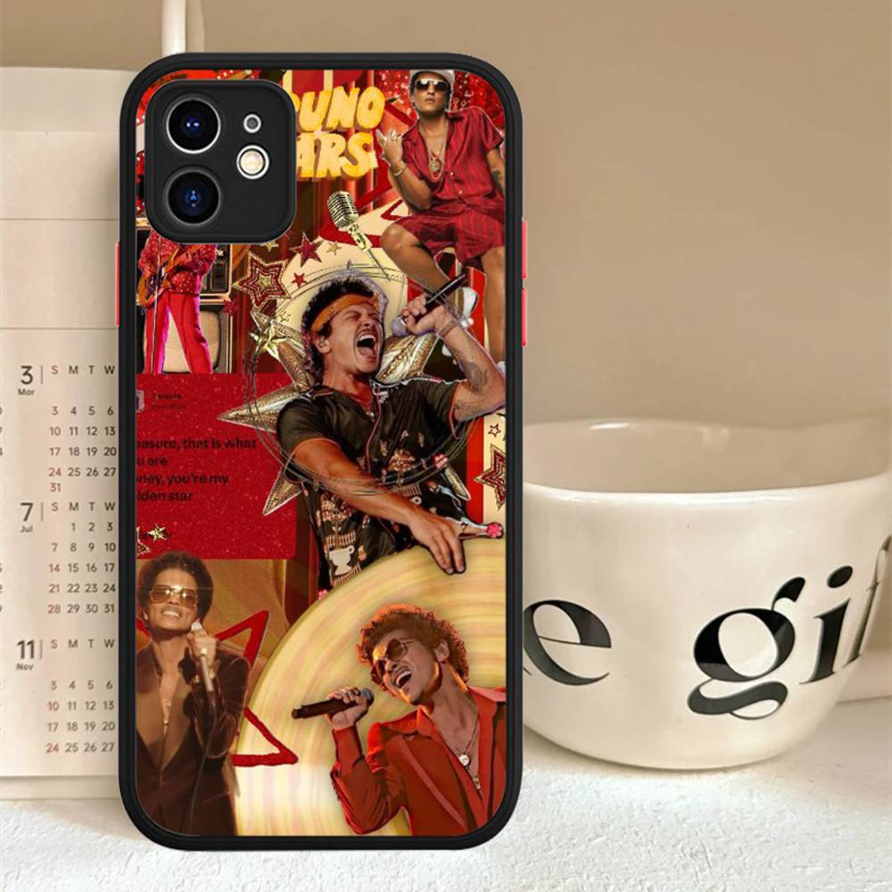 B-Bruno M-Mars Singer For IPhone 16 15 14 13 12 11 Pro Max X XS MAX Plus Translucent Black Phone Cover