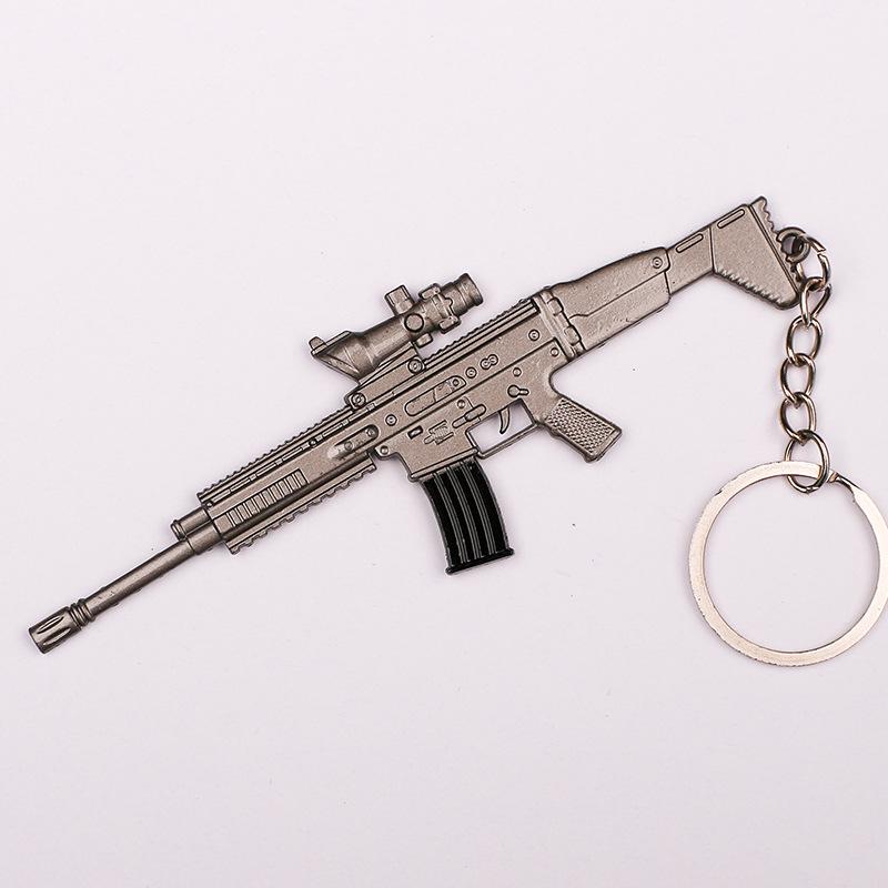 "12 cm PUBG-Schlüsselanhänger: Helm der Stufe 3, Bratpfanne und 98KAWM-Waffenmodell als Geschenk"