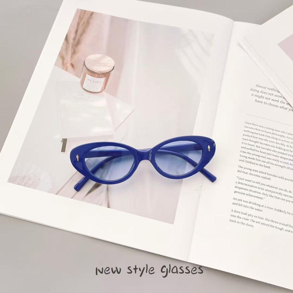 Cat Eye Shape Women'S Sunglasses Vintage Style Anti-Reflective Sun Glasses Women Holiday Travelling Man Sunglass