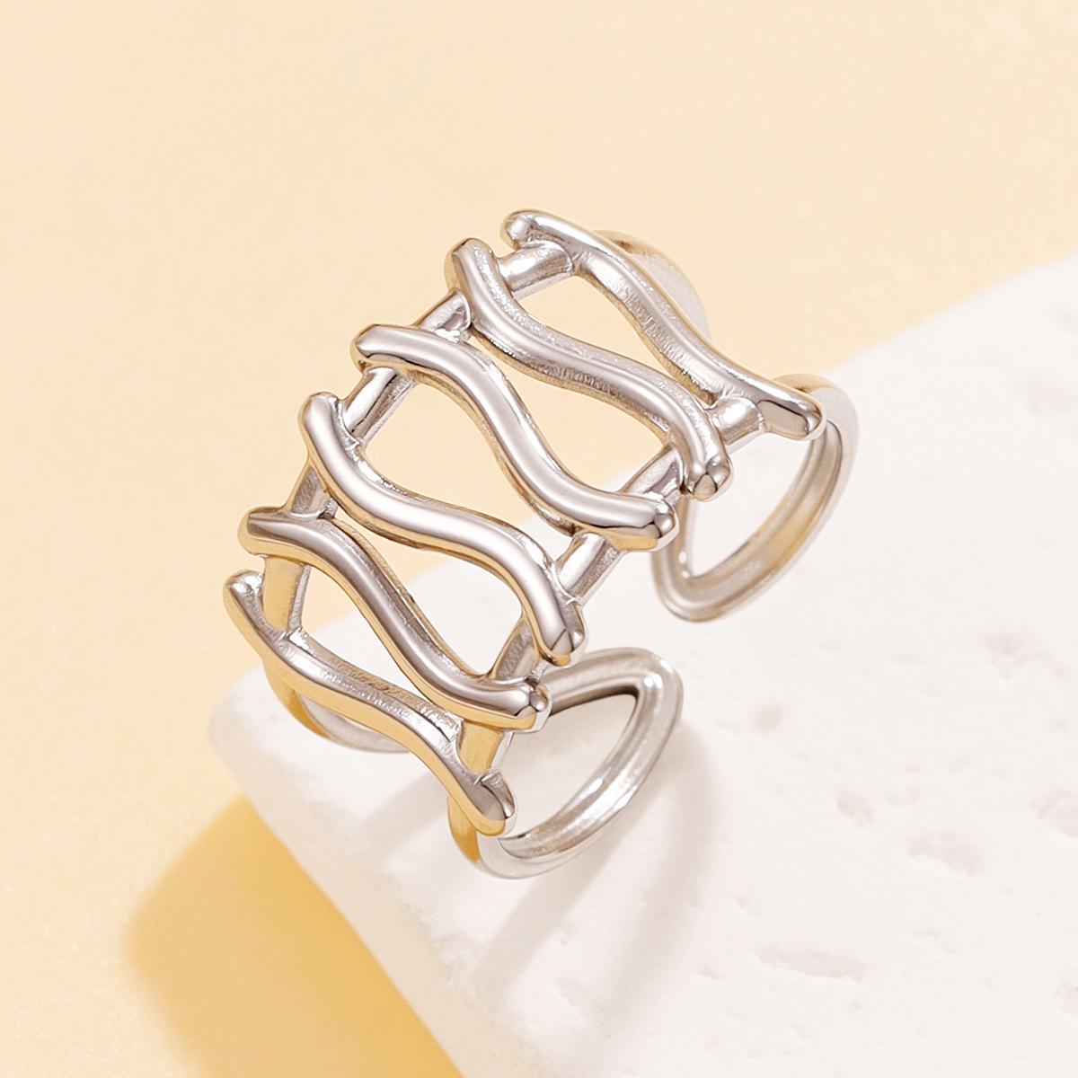 Европейский и Американский Шик Полый Геометрический Неправильные Линии Открытое Кольцо для Женщин - Нержавеющая Сталь