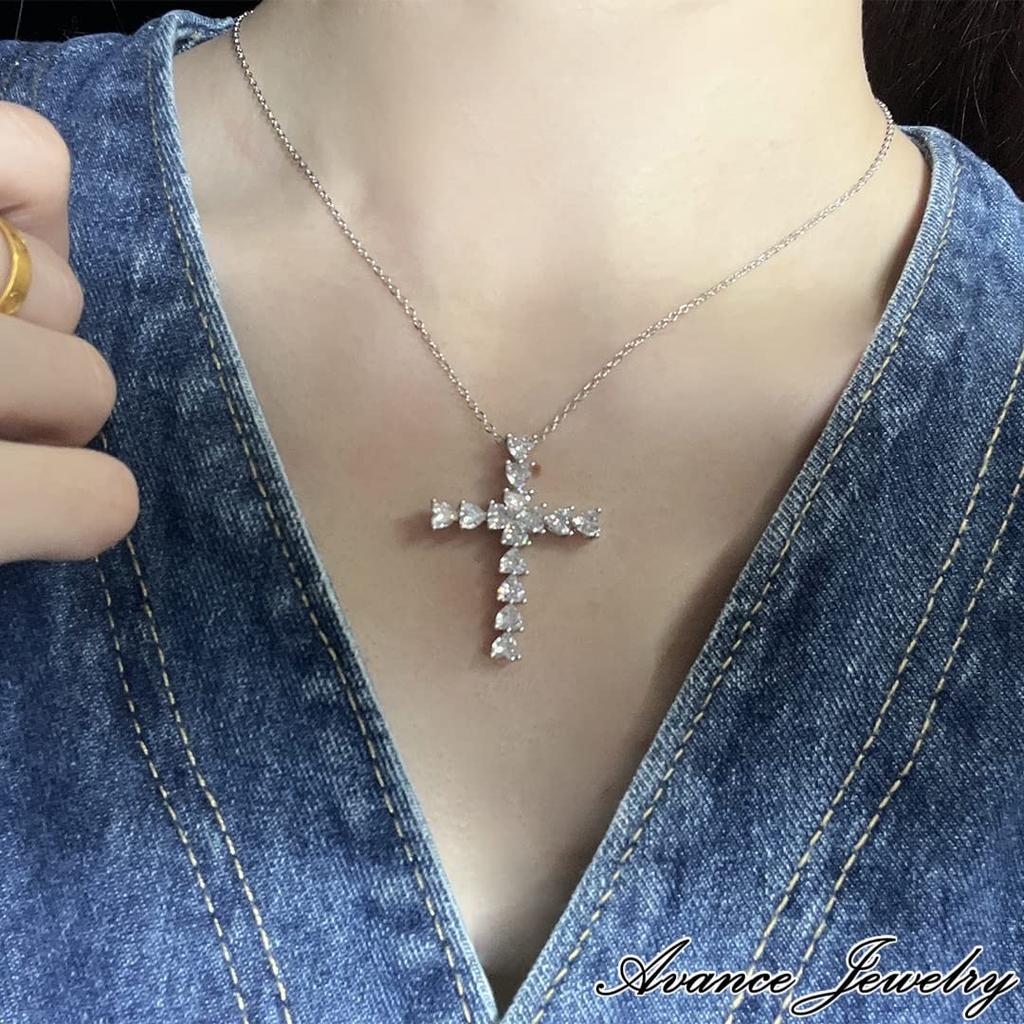 [AVANCE] Cross Necklace with Zirconia Stone, Sparkling Silver, for Women