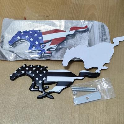 Nalepovací nebo šroubovací přední znak ve tvaru koně pro Mustang 2.3T Znak Samolepka Příslušenství