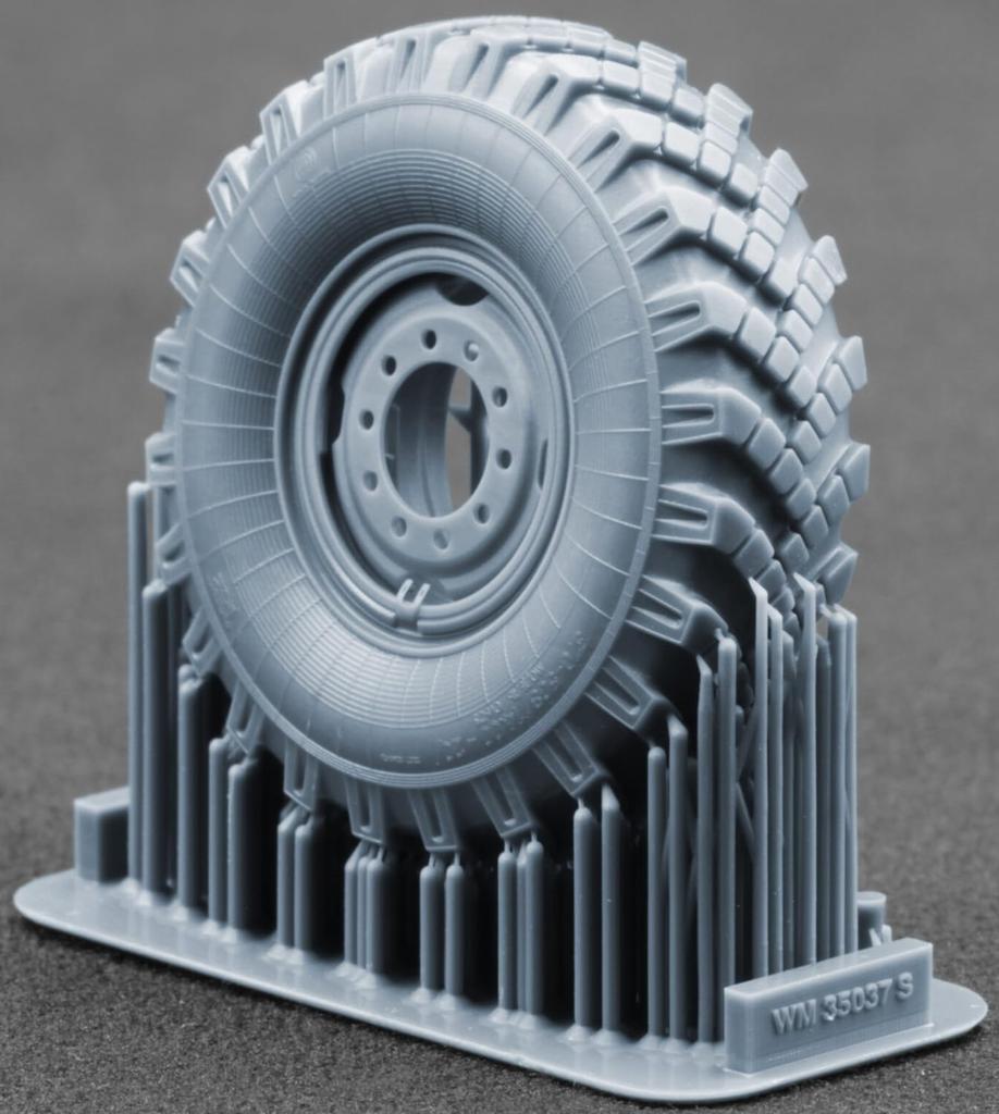 Truck Wheel Set Plastic Model Parts SCXWM35037 Scale-X 1/35 Ural-4320 OI-25 (7 pieces) (for Trumpeter) (Military)