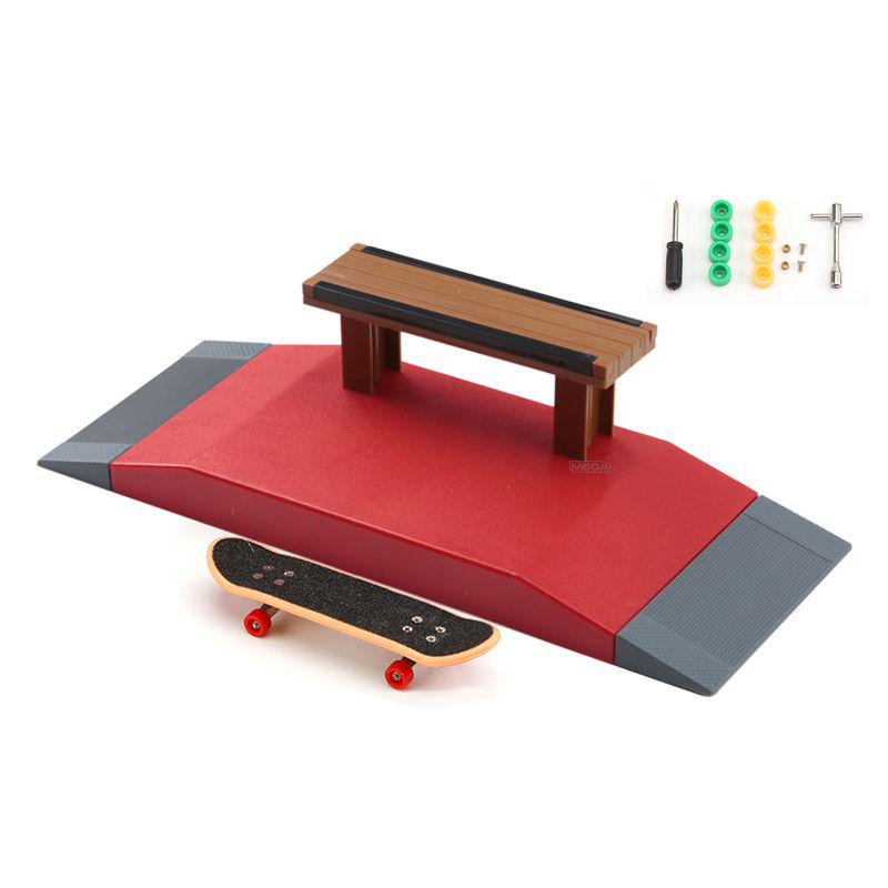 Finger Skateboard Indoor Sports Model - Creative Novelty Scene Props Assembly Toy.