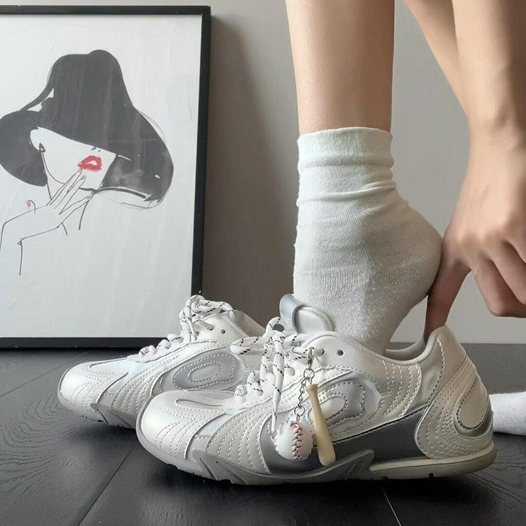 Niche Racing Shoes Inner Height Increase Moral Training Shoes Women's 2025 New Popular Mesh Breathable Casual Lightweight Sports Shoes