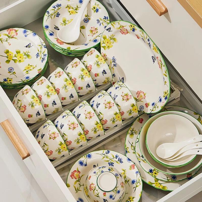 16dílná keramická jídelní sada