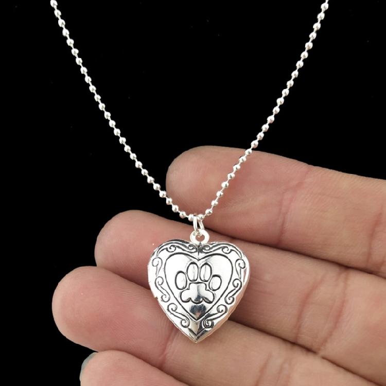 Heart Locket Necklace Alloy Material Party Jewelry Gift for Wedding Anniversary
