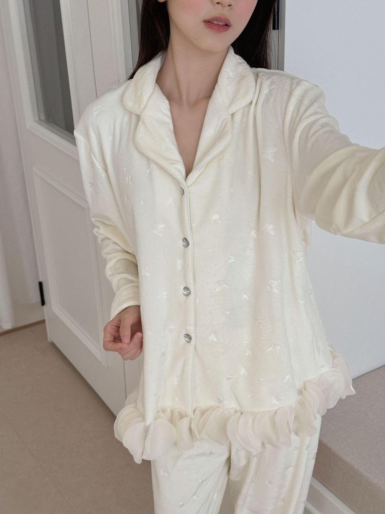 Butterfly Embossed Women's Fleece Pajamas - Autumn Collection Korean Style Simple Homewear Set